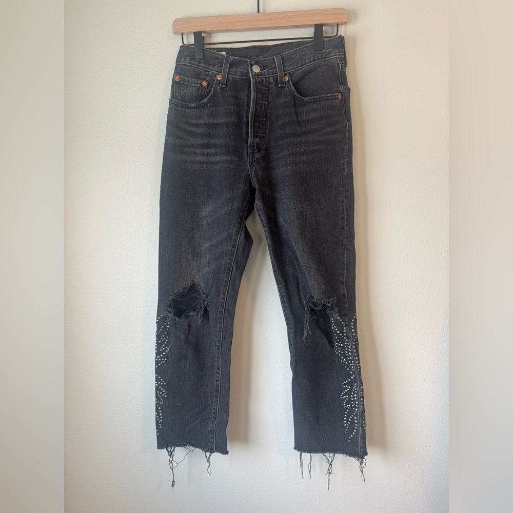 Levi's Black Distressed Studded 100% Cotton Jeans